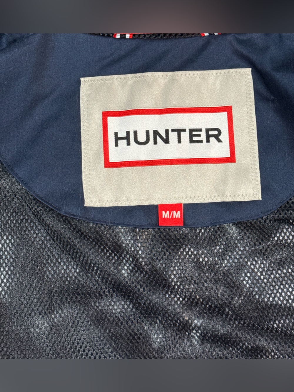 Hunter Women's Navy Hooded Lightweight Rain Jacket NWOT Size Medium - Picture 10 of 12